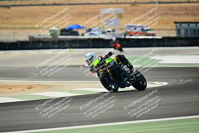 media/Sep-07-2025-TrackXperience (Sun) [[ee17e62fad]]/Level 2/Session 4 (Lower Chicane)/